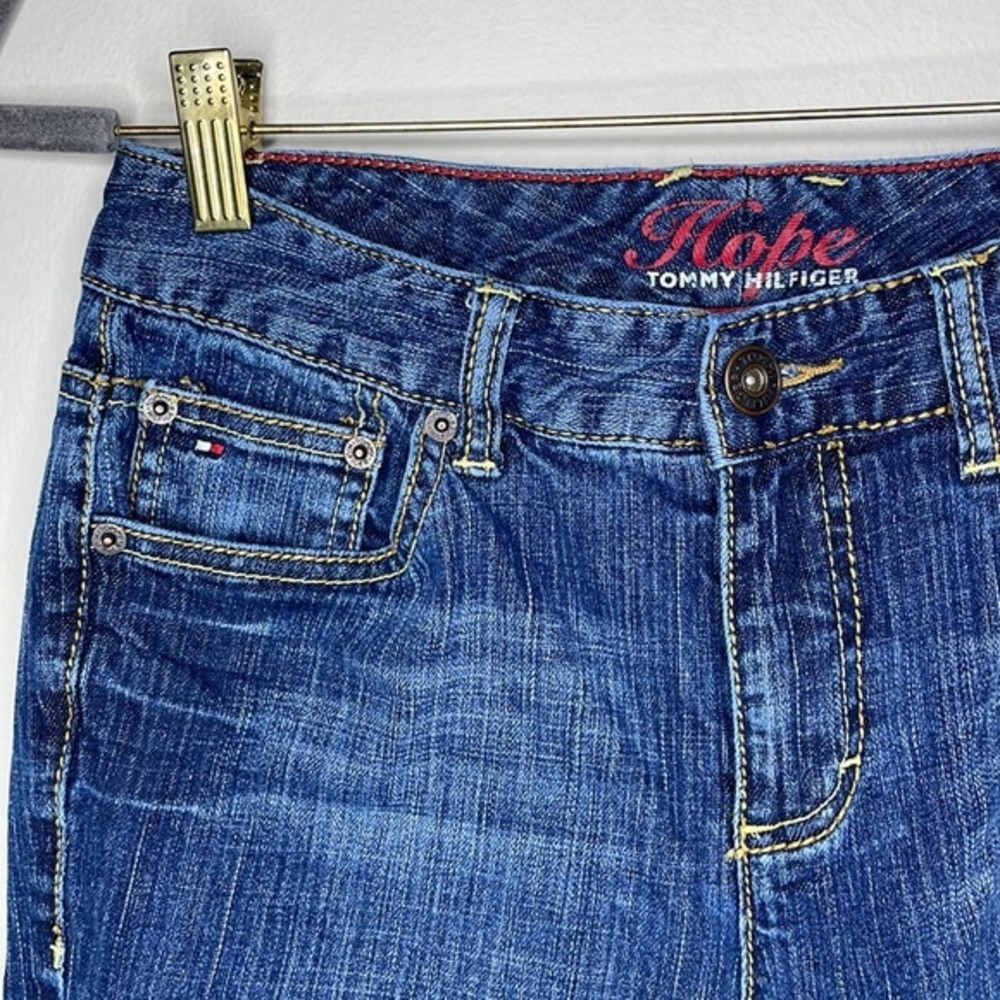 Vintage Y2K Tommy Hilfiger Size 6 Medium Wash Mid Rise Denim Hope Boot Jeans - Picture 6 of 12